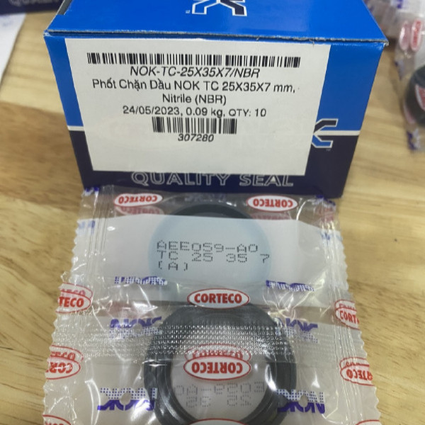 Phớt Chắn Dầu NOK TC 25x35x7 mm, Nitrile (NBR)