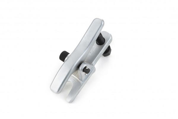 Cảo Rotin Xe Hơi SATA 90652