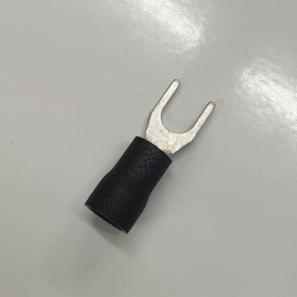 Đầu Cosse Chĩa Chữ Y Cách Điện 2.5-4 mm2 KST Màu Đen SV3-5