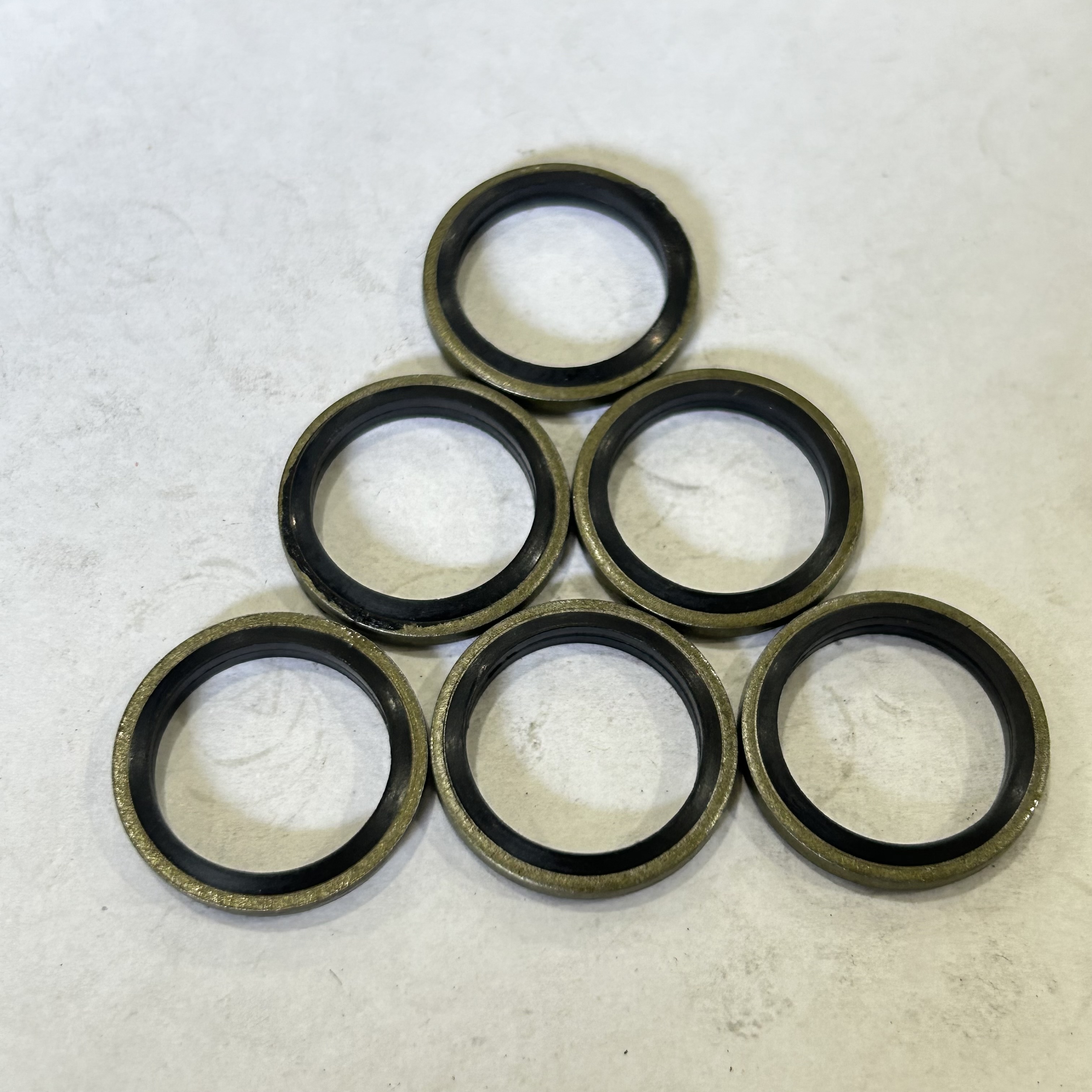 Lông Đền Dầu (Bonded Seal) Cao Su NBR D16 (ID16.4xOD22x2.0)