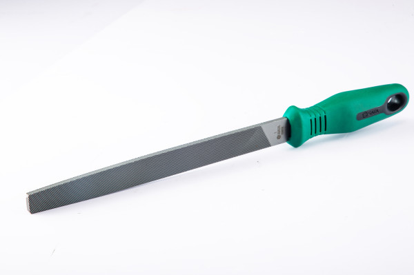 Dũa Kim Loại Răng Vừa 6" SATA 03955