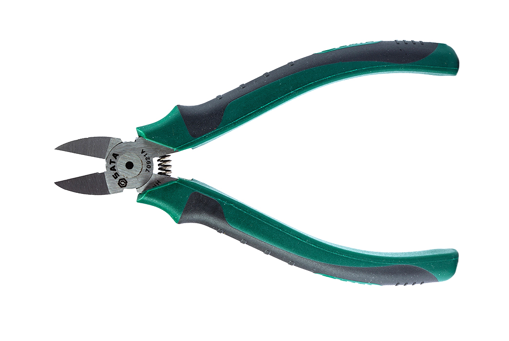 Kìm Cắt Nhựa 6 inch SATA 70921 A