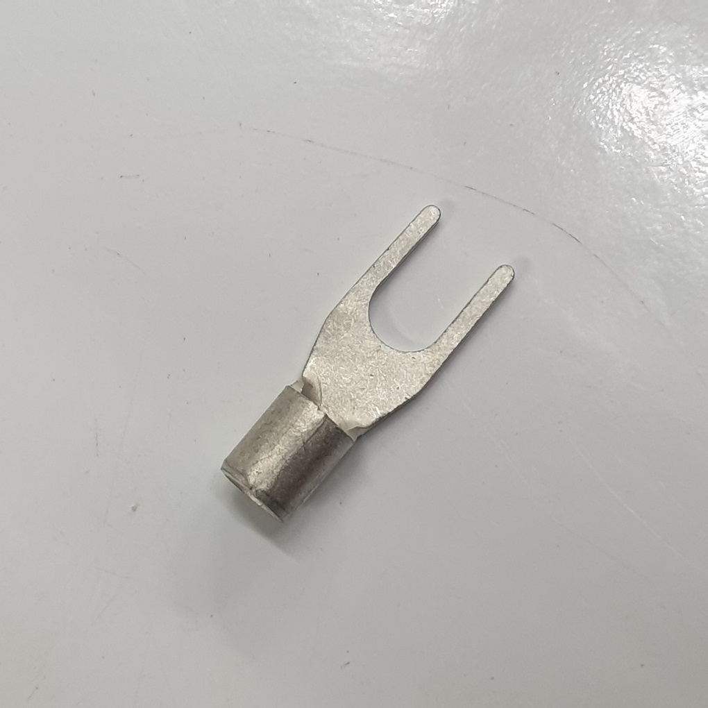 Đầu Cosse Chĩa Chữ Y Trần 1.5-2.5 mm2 KST SNBS2-3.7