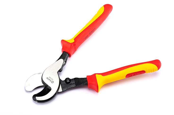 Kìm Cắt Cáp Chuẩn Cách Điện 6" SATA 70191