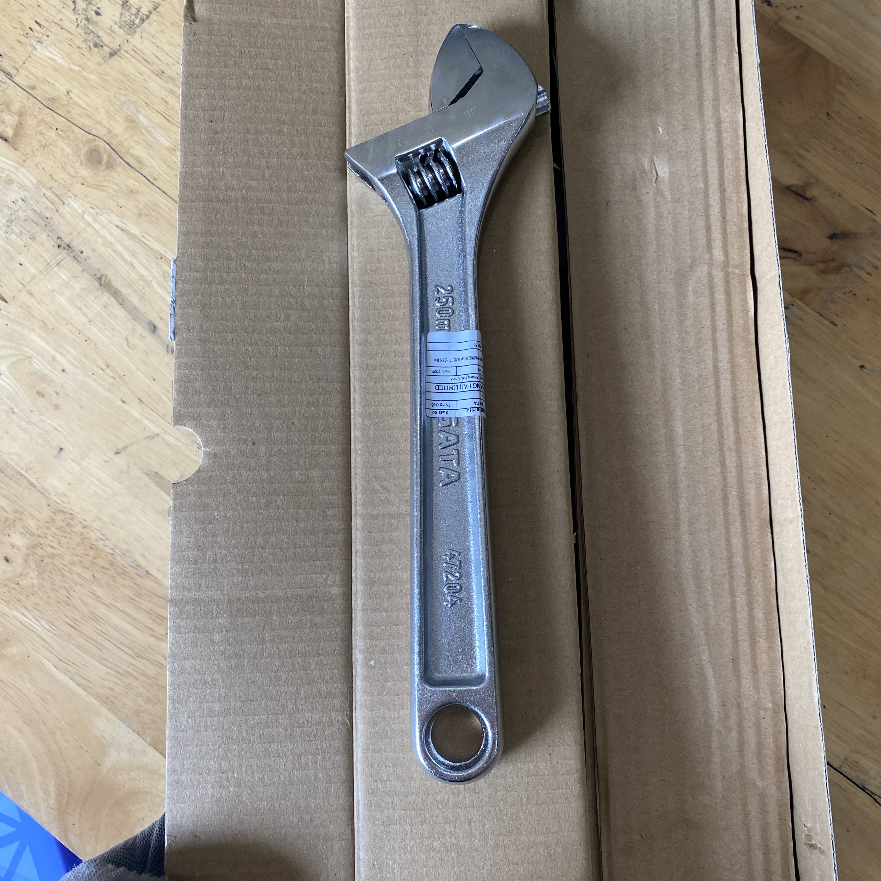 Mỏ Lết 10 inch/250 mm SATA 47204