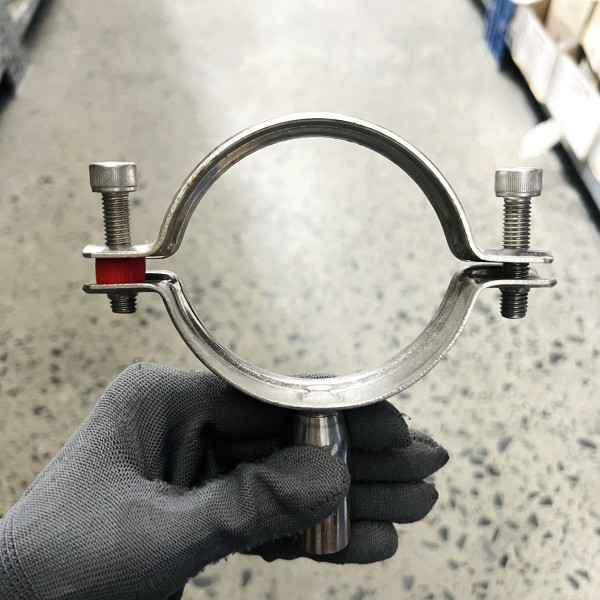 Đai Kẹp Ống Có Chân Hàn Inox 304 5/8Inch