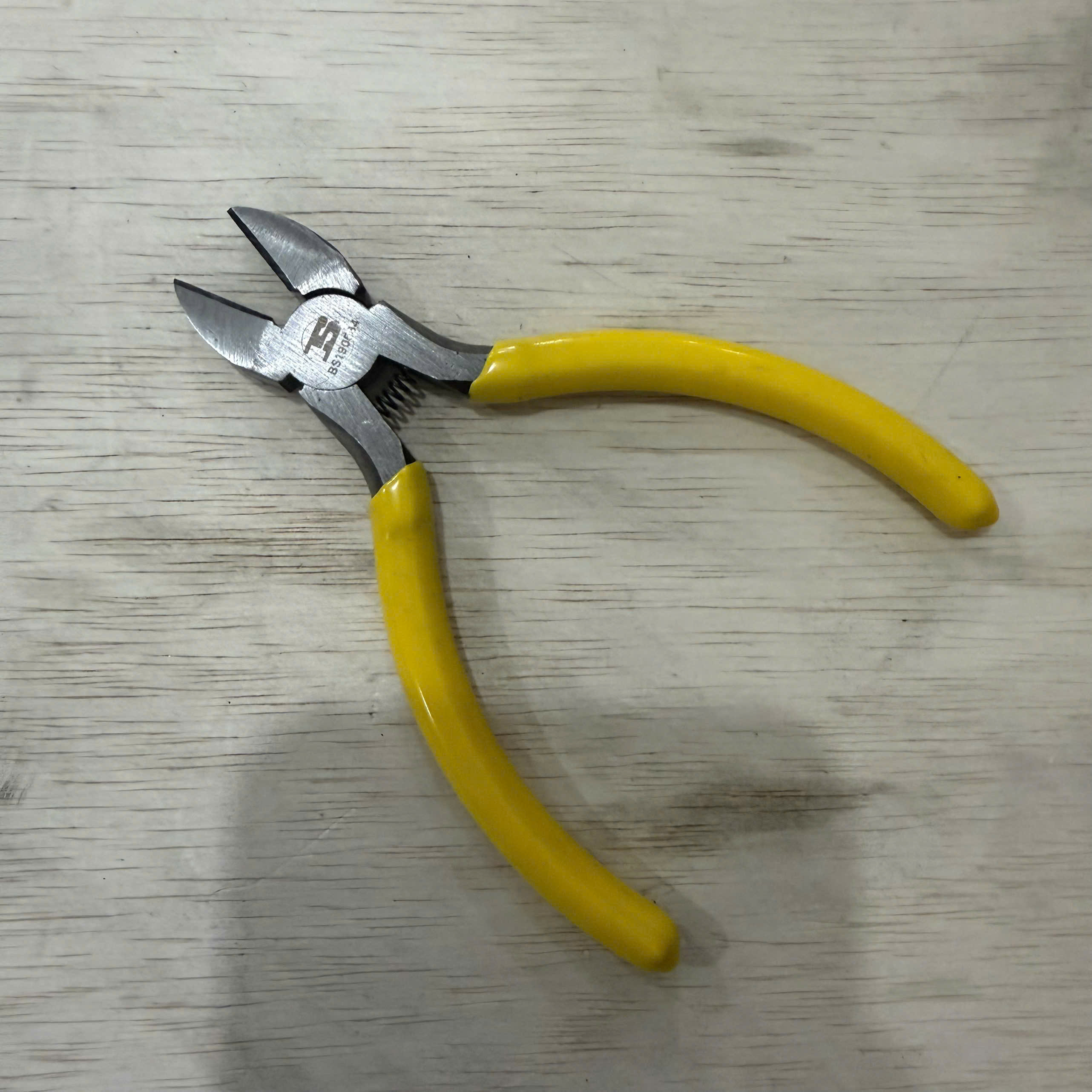 Kìm Cắt Mũi Chéo Mini 5 Inch Bosi BS190584