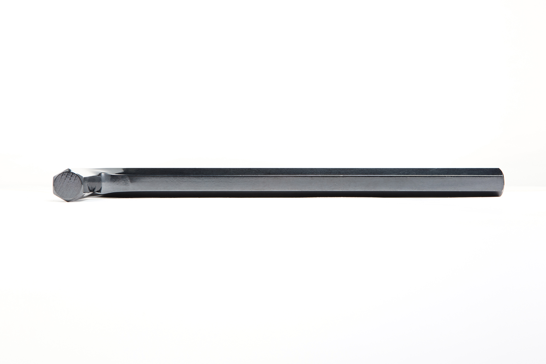 Cây Vặn Lục Giác Đen 16 mm SATA 84321