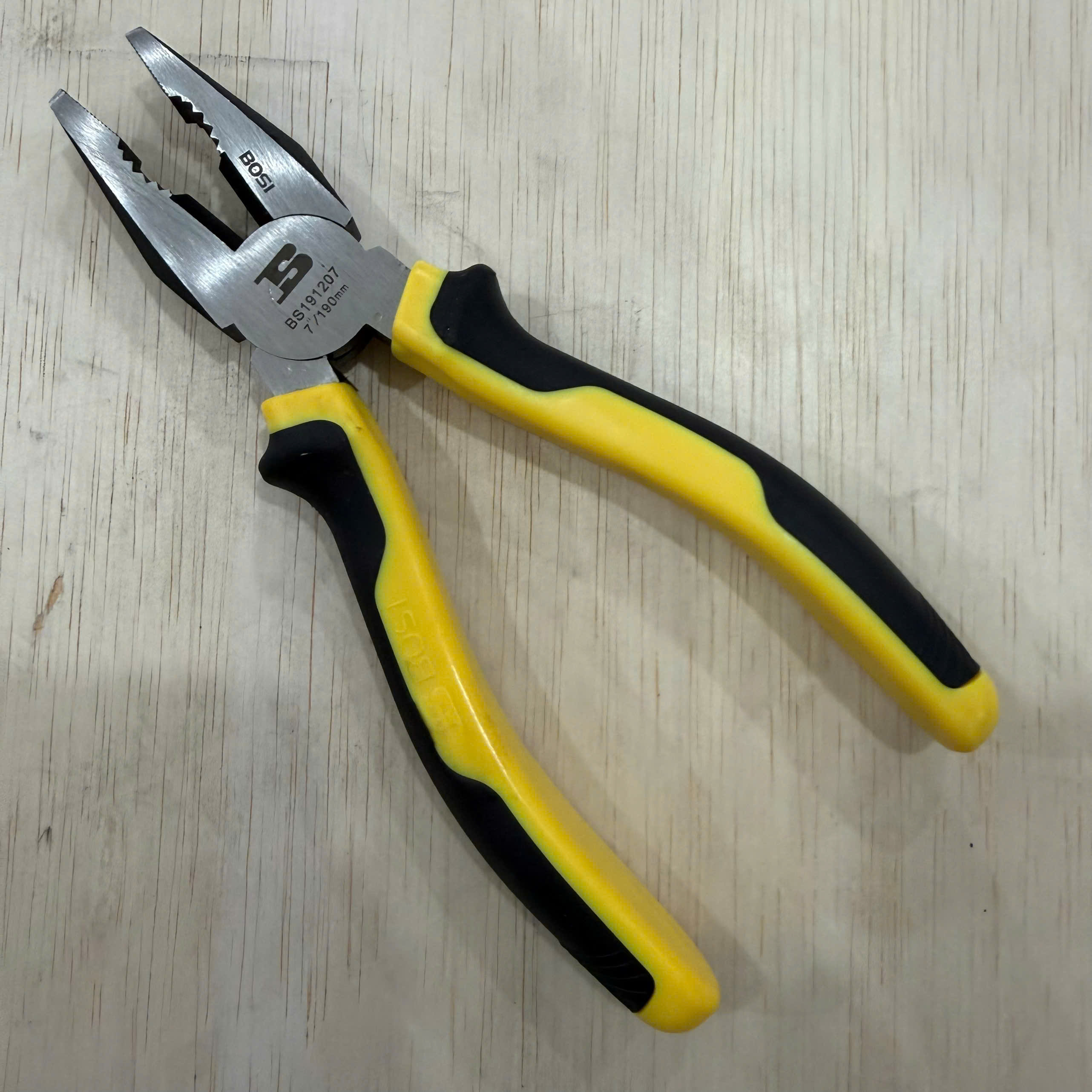 Kìm Điện Đa Năng 7 Inch Bosi BS191207